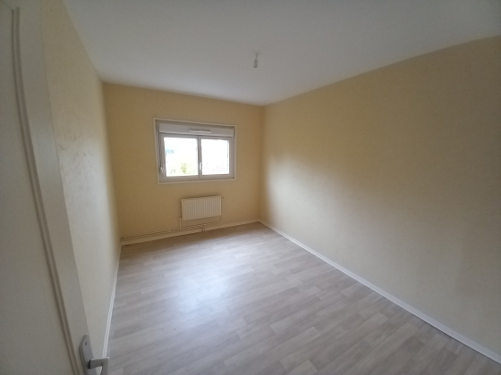 Appartement Montceau-les-Mines 4 pièces - 500.86€
