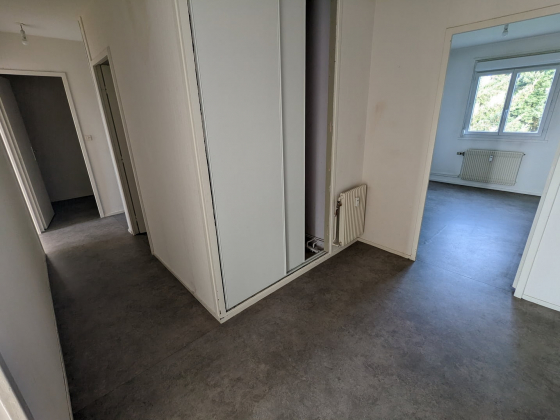 Appartement Montceau-les-Mines 4 pièces - 605.4€