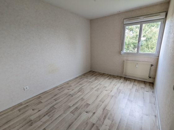 Appartement Montceau-les-Mines 4 pièces - 605.4€