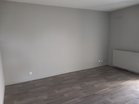 Appartement Montceau-les-Mines 3 pièces - 697.4€