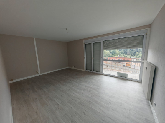 Appartement Montceau-les-Mines 5 pièces - 704.26€