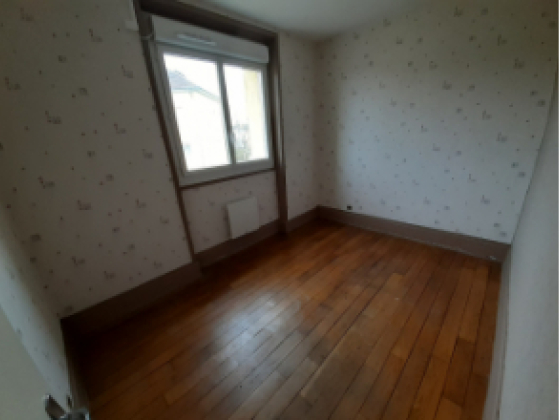 Appartement Montchanin 4 pièces - 576.1€