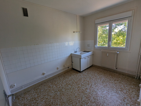 Appartement Palinges 4 pièces - 583.18€