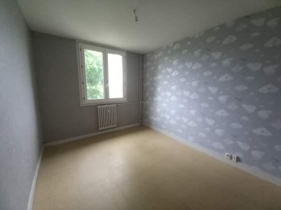 Appartement Paray-le-Monial 5 pièces - 691.62€