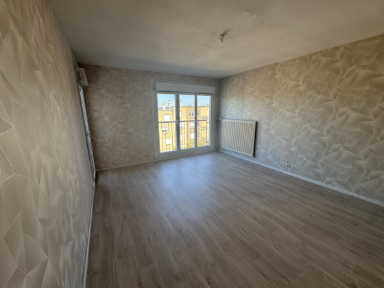 Appartement Paray-le-Monial 5 pièces - 678.22€