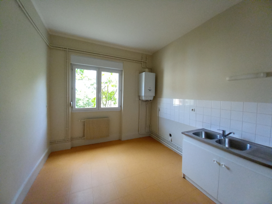Appartement Paray-le-Monial 5 pièces - 594.34€