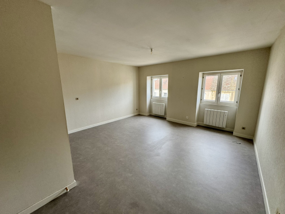 Appartement Saint-Christophe-en-Brionnais 2 pièces - 368.08€