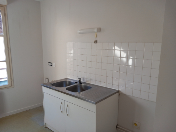 Appartement Saint-Gengoux-le-National 5 pièces - 566€