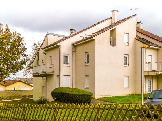 Appartement Saint-Laurent-d'Andenay 3 pièces - 547.7€