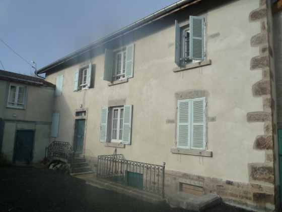 Appartement Saint-Pierre-le-Vieux 3 pièces - 375.69€