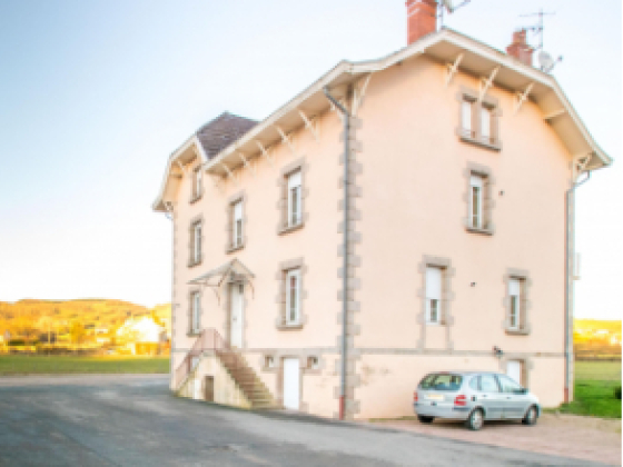 Appartement Saint-Symphorien-de-Marmagne 4 pièces - 622.24€