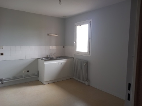 Appartement Sornay 3 pièces - 528.44€