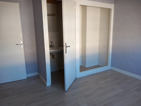 Appartement Tournus 5 pièces - 675.35€