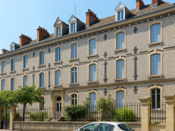 Appartement Chalon-sur-Saône 5 pièces - 952.5€