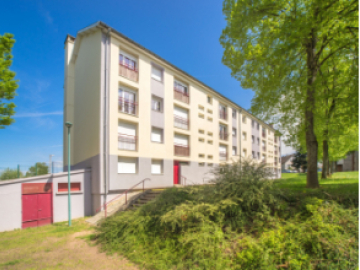 Appartement Étang-sur-Arroux 5 pièces - 666.4€