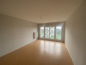 Appartement Gueugnon 5 pièces - 608.74€
