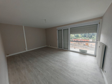 Appartement Montceau-les-Mines 5 pièces - 704.26€