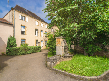 Appartement Saint-Christophe-en-Brionnais 3 pièces - 542.28€