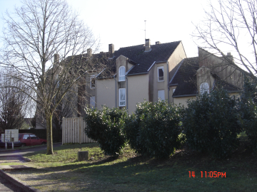 Appartement Saint-Germain-du-Bois 1 pièce - 341.2€