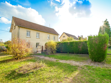 Maison Saint-Laurent-d'Andenay 1 pièce - 259.17€