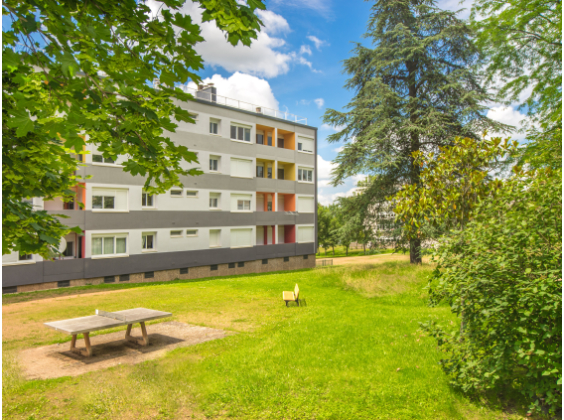 Appartement Bourbon-Lancy 4 pièces - 512.3€