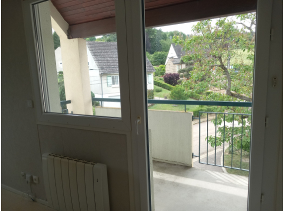 Appartement Buxy 1 pièce - 361.34€