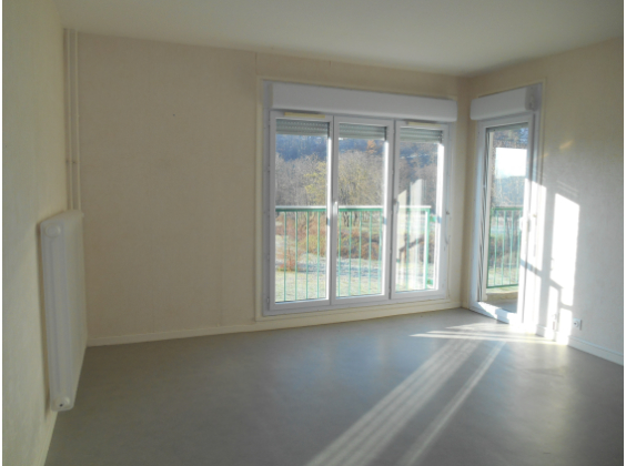 Appartement Chauffailles 4 pièces - 468.64€