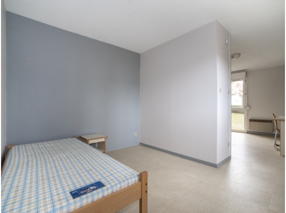 Appartement Le Creusot 1 pièce - 317.68€