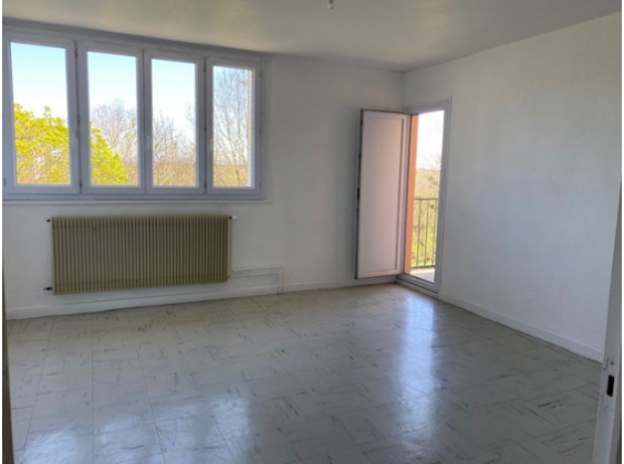 Appartement Louhans 5 pièces - 611.92€