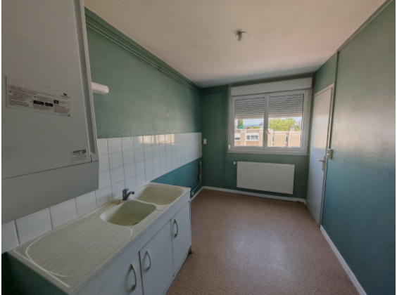 Appartement Montceau-les-Mines 3 pièces - 318.33€