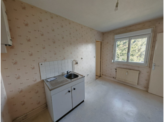 Appartement Montceau-les-Mines 4 pièces - 603.96€