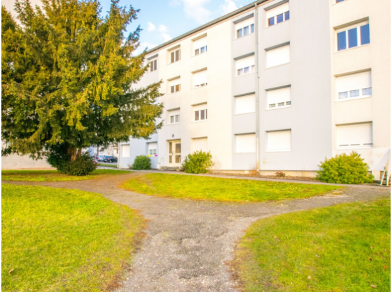 Appartement Montceau-les-Mines 3 pièces - 471.1€