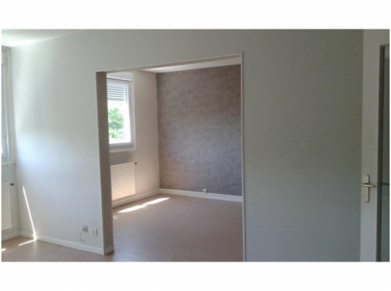 Appartement Saint-Sernin-du-Bois 4 pièces - 569.86€