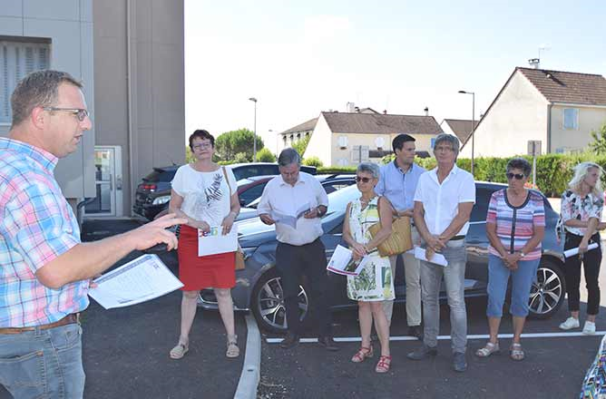 Inauguration logements, la croix blanche à Lux